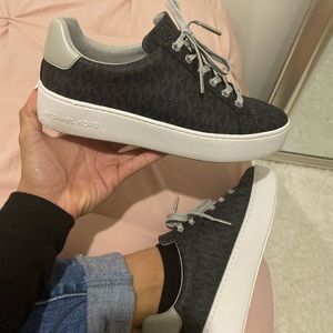 MK Sneakers